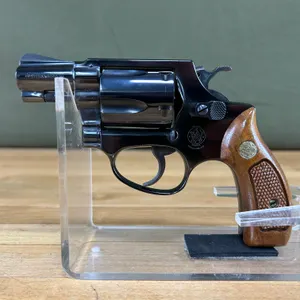 Smith & Wesson Model 36 Revolver .38 SPL 5 Shot 2" Barrel S/N J377748