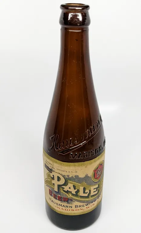 PRE PROHIBITION 12 OZ PAPER LABEL BOTTLE PALE BEER HAUSMANN BREWING MADISON WISCONSIN
