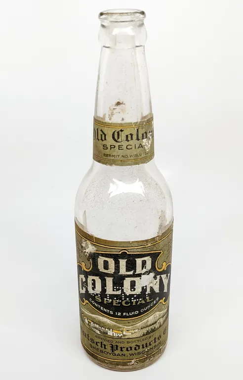 12 OZ PAPER LABEL BOTTLE OLD COLONY SPECIAL GUTSCH PRODUCTS SHEBOYGAN WISCONSIN