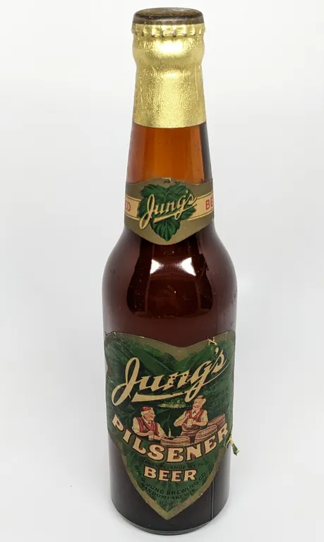 IRTP 12 OZ PAPER LABEL BOTTLE JUNG'S PILSENER BEER RANDOM LAKE WISCONSIN