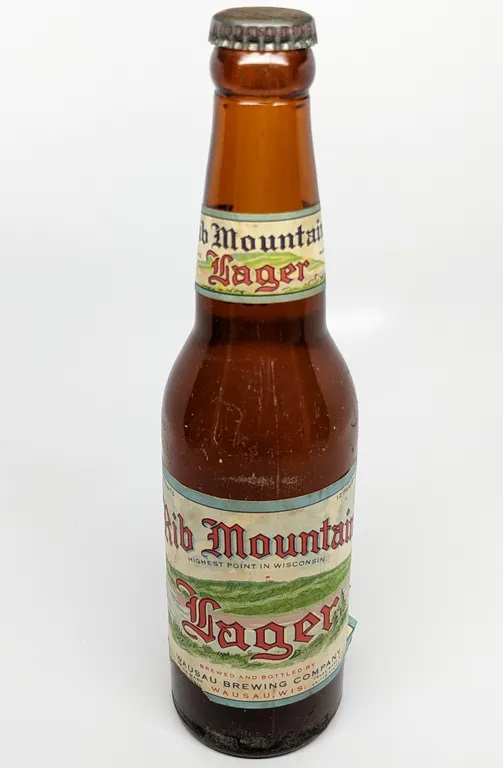 IRTP 12 OZ PAPER LABEL BOTTLE RIB MOUNTAIN LAGER BEER WAUSAU WISCONSIN