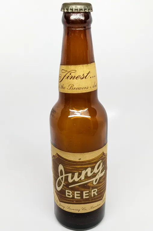 12 OZ PAPER LABEL BOTTLE JUNG BEER RANDOM LAKE WISCONSIN