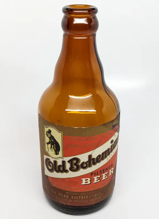 IRTP 12 OZ PAPER LABEL STEINIE BOTTLE OLD BOHEMIAN BEER OLD BEAR DISTRIBUTORS CHICAGO BREWED & BOTTLED PERPLIES BREWING JEFFERSON WISCONSIN