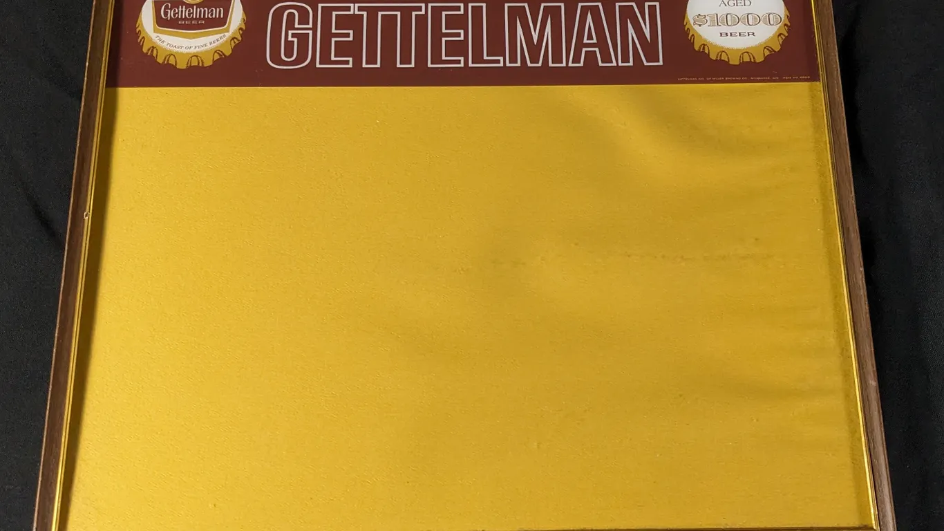 GTTELMANS MILWAUKEE BEER TAVERN LICENSE HOLDER SIGN