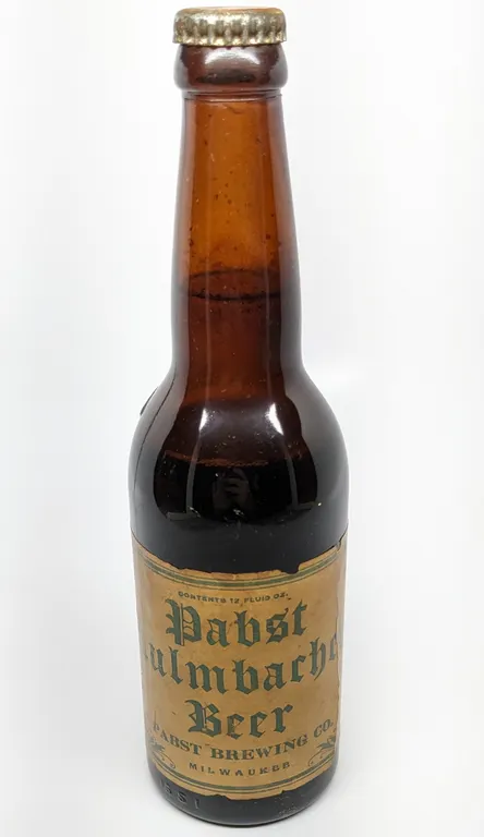 PRE PROHIBITION 12OZ PAPER LABEL BOTTLE PABST KULMBACHER BEER MILWAUKEE WISCONSIN