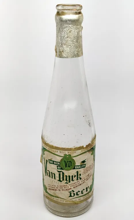 IRTP 12 OZ PAPER LABEL BOTTLE VAN DYCK BEER SHAWANO WISCONSIN