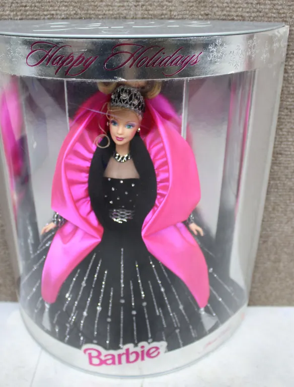 1998 Happy Holidays Barbie Doll In Box