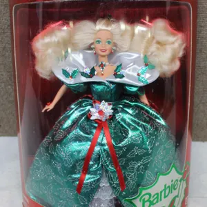 1986 Mattel Holiday Barbie Doll in Box