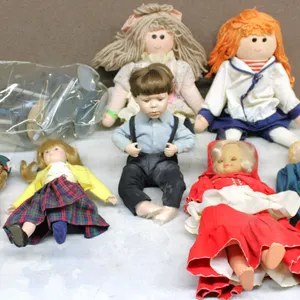 8 Dolls with Stands