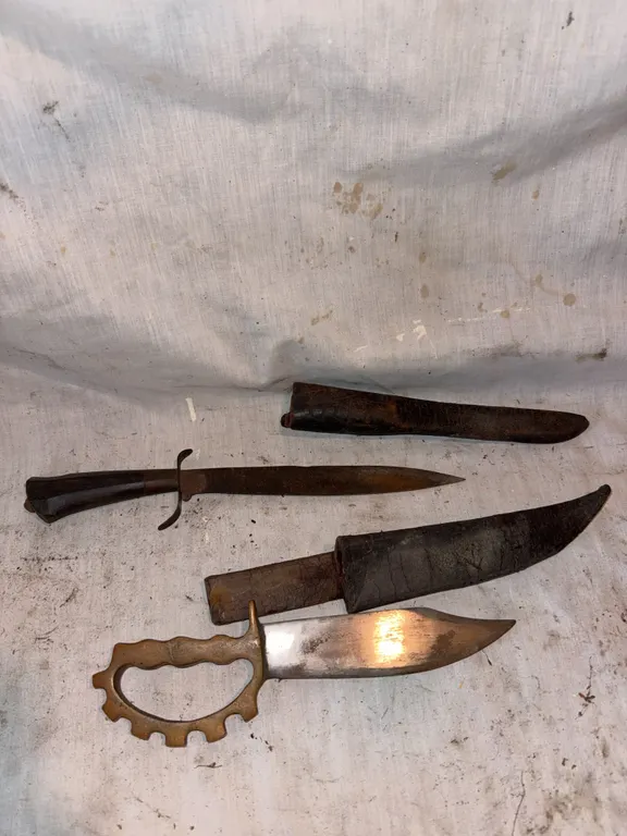 Vintage knives