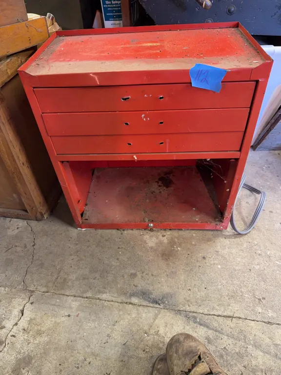 Red tool Chest no handles
