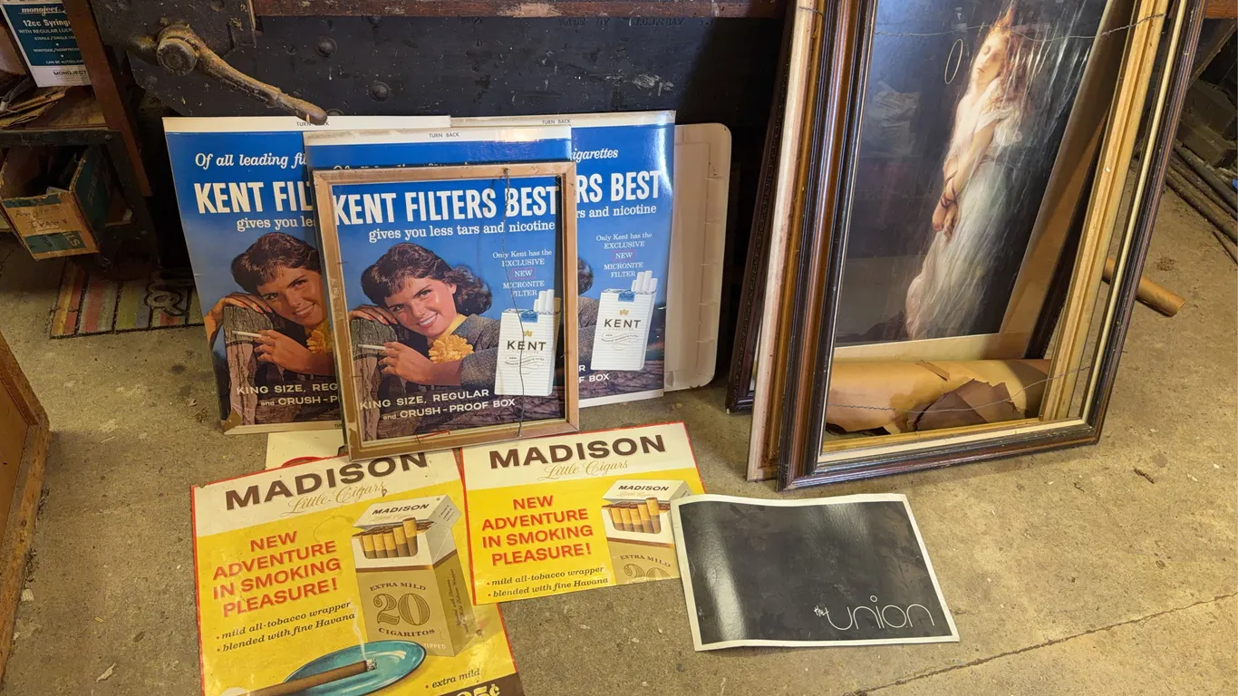 Cigarettes signs and pictures frames
