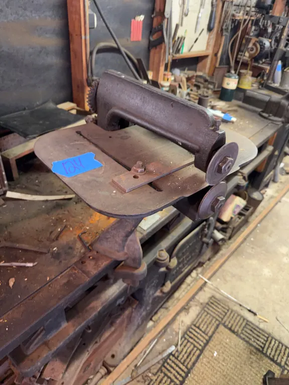 Bench mounted beed roller