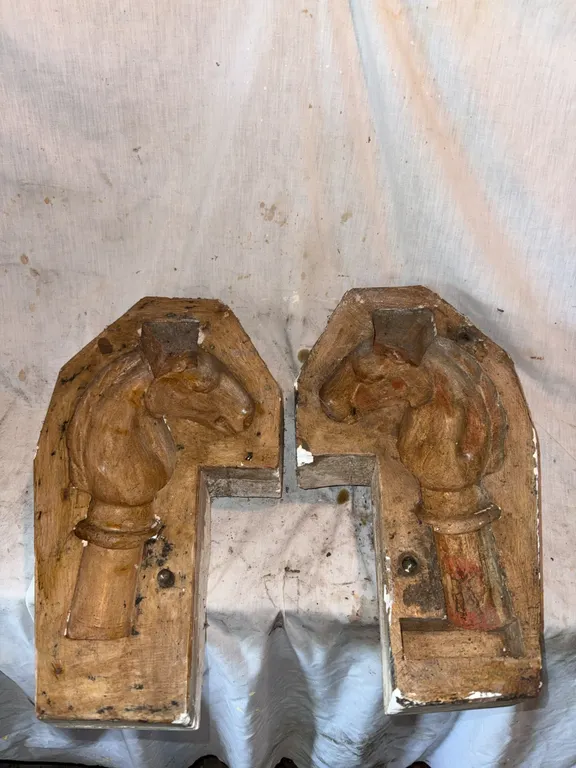 Horse concrete mold