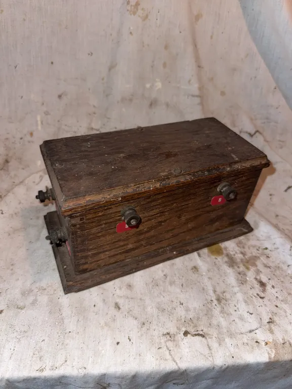 Vintage battery box