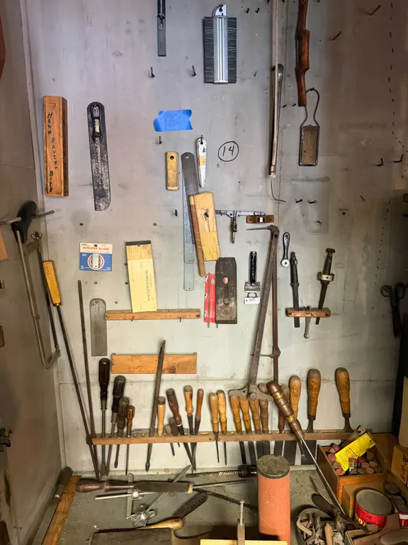 CLOSET CLEAN OUT