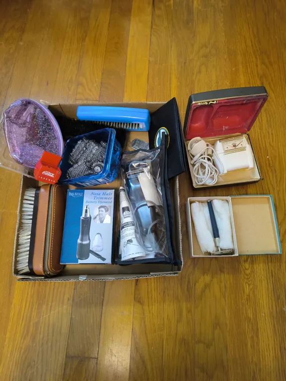 Vintage Shaving & Grooming Lot - Remington Roll-A-Matic, Safety Razor, Trimmers & More Lot