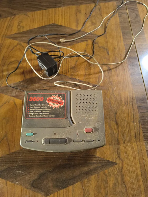 Vintage PhoneMate 3600 Electronic Telephone Answering Machine With Speakerphone