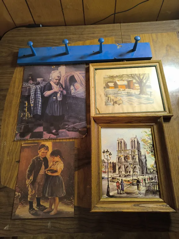Vintage Decorative Items: Wooden Wall Coat Rack & Art Prints Lot