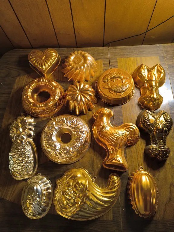 Collection Of Vintage Copper-Toned Metal Molds Lot