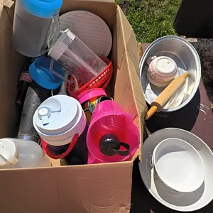 Kitchenware Lot: Plastic Storage, Drinkware, Bowls & More
