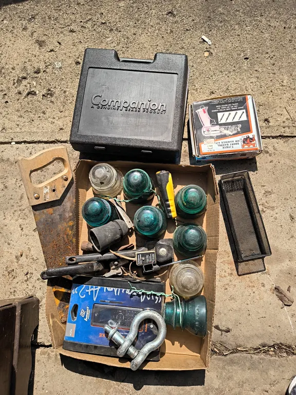 Drill, Air Hammer Kit & Miscellaneous Items Lot