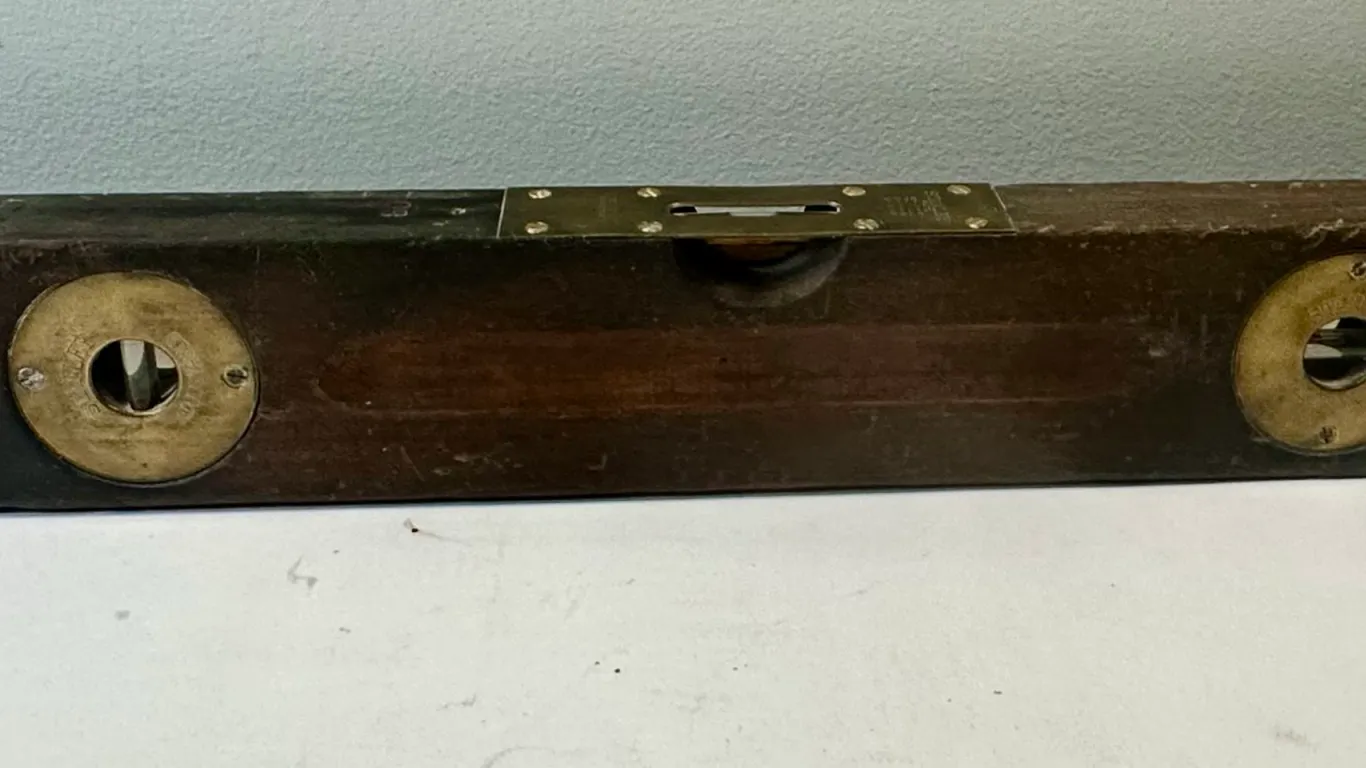 Stanley #30 Wood & Brass Adjustable Level