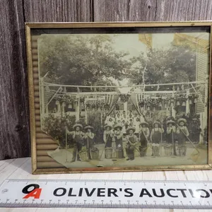 Antique c. 1910s WWI-Era German-American Orphanage Photo, "Deutsches Waisenhaus"