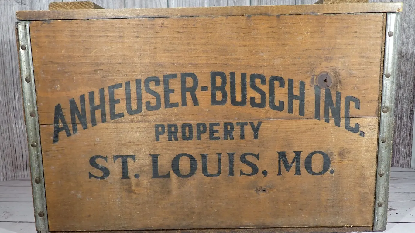 1976 Anheuser-Busch Budweiser Centennial Wooden Beer Crate