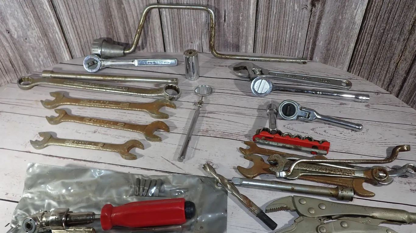Vintage Craftsman, Gator Grip & Mixed Mechanic Hand Tool Estate Lot