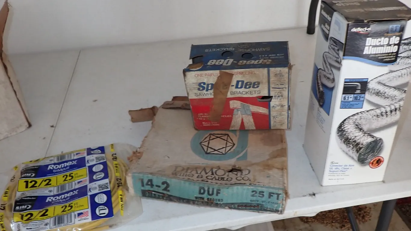 Contractor Surplus Lot: Romex & Diamond Wire, Deflecto 4" Duct & Sawhorse Brackets