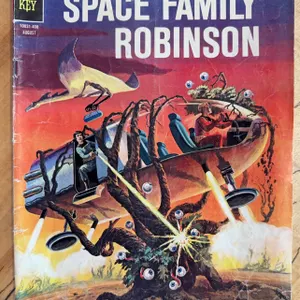 Space Family Robinson #9 comic