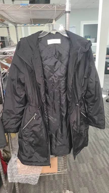 T Tahari Black Polyester Hooded Coat, Estimated Medium Size, Zip-Front with Adjustable Waist and Poc