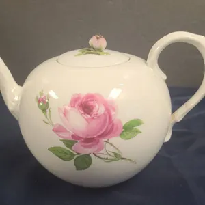 Porcelain Teapot with Hand-Painted Pink Rose Decoration and Floral Finial, Blue Underglaze Marked Ba