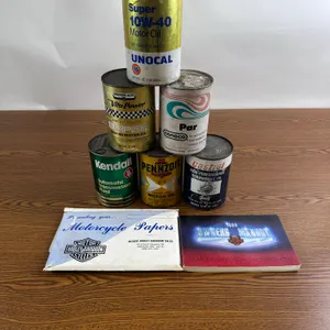 Vintage Oil Cans & 1989 Harley FXST Softail Custom Literature