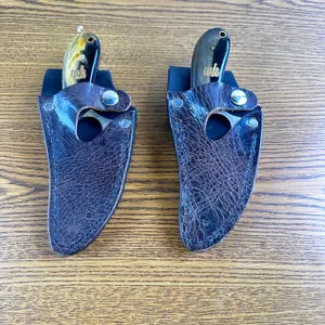 Classic Whiteknuckler Duotone Lock-Grip Knives - Pair