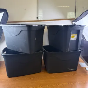 20 GALLON TOTES