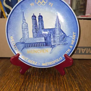 Vtg W. Goebel Ceramic Plate 1972 Munich Olympic Games Metropolis with a Heart