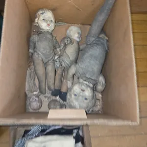 Vtg dolls & clothes