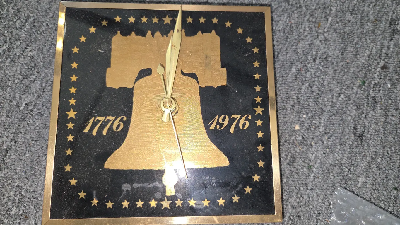 Bicentennial clock