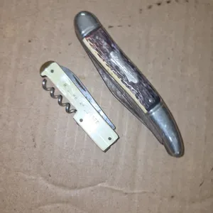2 vtg knives