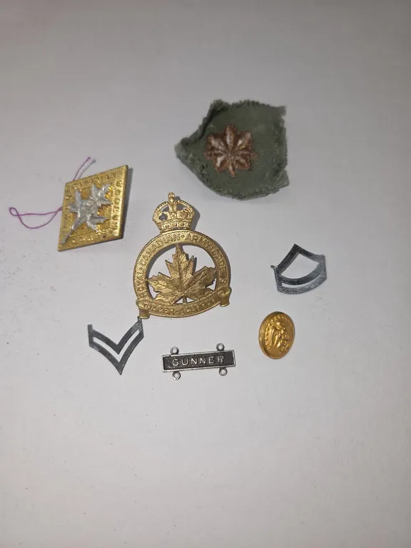 Canadian military pins & patches