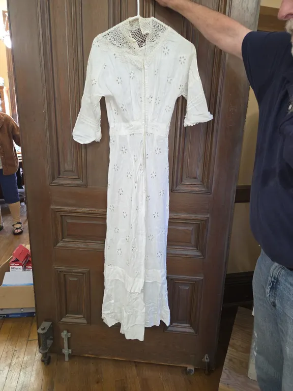 Vintage wedding dress