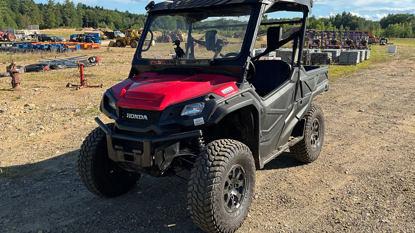 2016 HONDA PIONEER 1000 4X4 UTV SN: 1HFVE04LXG4000043