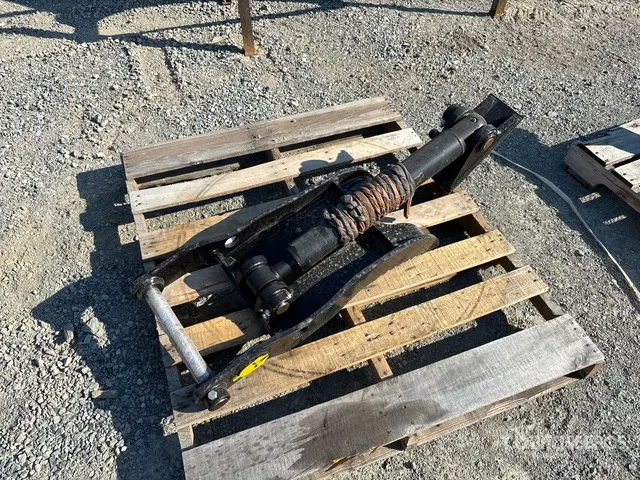 2026 Dynamic 3.5T-40 22 in Hydraulic Excavator Thumb (Unused)