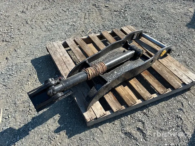 2026 Dynamic Entities 8T-50 34 in Hydraulic Excavator Thumb (Unused)
