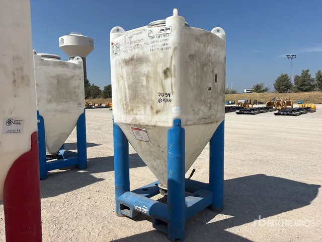 Snyder Flowmaster Plastic Hopper