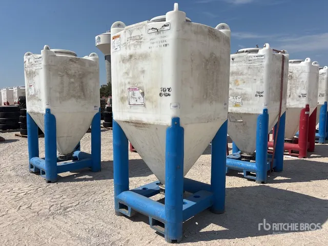 Snyder Flowmaster Plastic Hopper