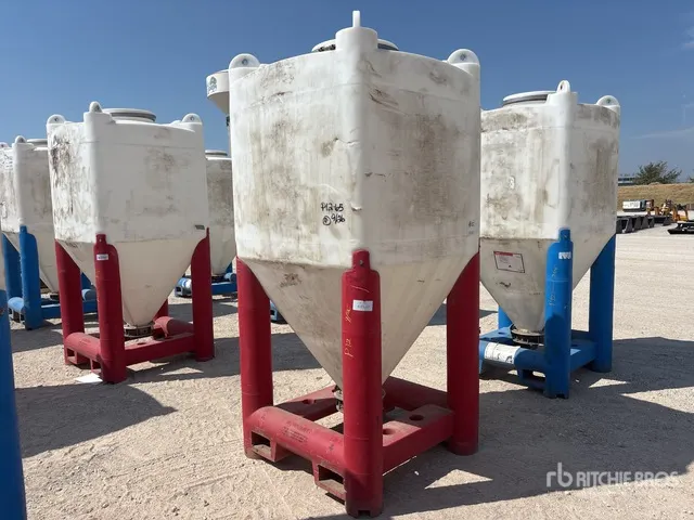 Snyder Flowmaster Plastic Hopper