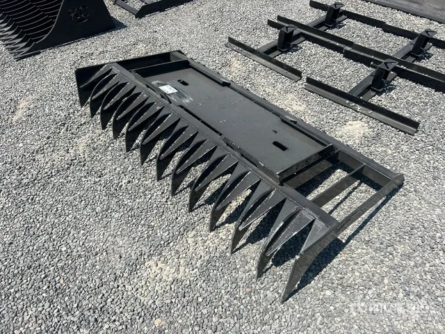2025 Kit Containers QT-RR-70 70 in Skid Steer Root Rake (Unused)